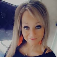 Tammy Pilcher's Instagram, Twitter & Facebook