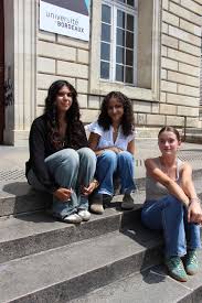 Buceteiro mel maia Com videos gratis celebridade de blusa