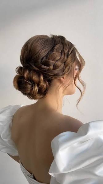 Low Space Buns For Weddings