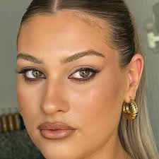 Geelong Makeup Artist (@catfishartistry) • Instagram photos and videos