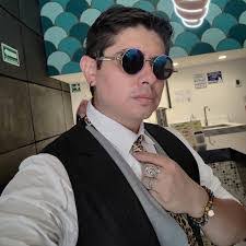 Aurora Escoto's Instagram, Twitter & Facebook