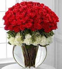 Lavish Luxury Rose Bouquet 75 Stems Of Premium 24 Inch Long Stemmed Roses Longstemrosesgrowin Rose Floral Arrangements Flower Arrangements Rose Arrangements