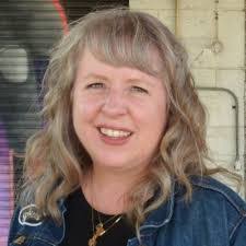 Cynthia Urbanik's Instagram, Twitter & Facebook