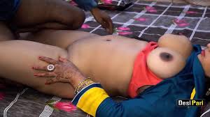 Desi Pari Bhabhi folla antes de casarse con audio Hindi