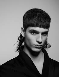 Contessa 32 Finalist Collection