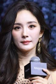 okav.com | AI-杨幂-性感女明星在外光鲜亮丽在内淫乱色欲.oiv - البحث  X