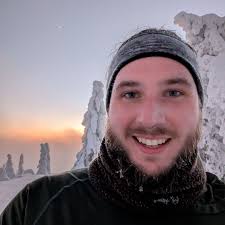 How do you hunt in theHunter: Call of the Wild?