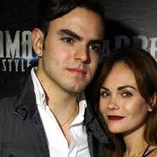 We did not find results for: Me Critican Por Tener Novio Joven Laura Carmine
