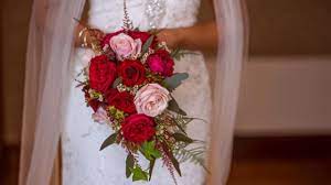We did not find results for: 32 Beautiful Winter Wedding Bouquets Weddingsonline