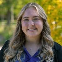 4400+ perfiles de «Skyla»