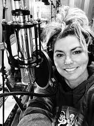 Brenda Thursby's Instagram, Twitter & Facebook