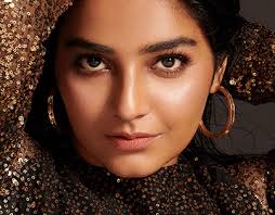 Vijayan Projects :: Photos, videos, logos, illustrations and branding ::  Behance