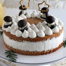 Recette Facile De Gateau Amandes Et Tonka Pour Noel Recette En 2020 Recette Gateau Noel Gateau Amande Creme Pour Gateau