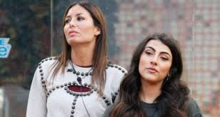Capelli scuri, sguardo intenso, carnagione olivastra, tratti orientali, giulia salemi è l'influencer e star della tv che va fierissima delle sue origini persiane. Elisabetta Gregoraci L Amico Ha Ragione La Salemi