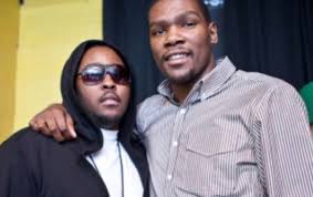 Kevin durant in a duel with j.j. Kevin Durant S Brother Calls Out Rudy Gobert After Reports That A Kid Tested Positive For The Coronavirus Sports Gossip