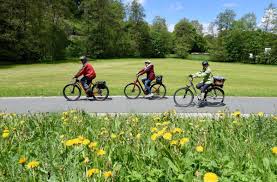 Jul 04, 2021 · an diesem wochenende lief das testspielprogramm auch im landkreis bad kissingen so richtig an, denn in wenigen wochen ist saisonstart. Naila Sechs Nagelneue E Bikes Furs Tourismuszentrum Naila Frankenpost