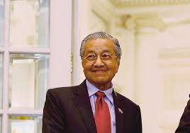 Yang semula jadi kerana beliau pernah menjadi usahawan muda di pekan rabu, alor setar semasa masih berada di alam persekolahan. Dr M To Be Conferred Honorary Doctorate By Singapore Alma Mater