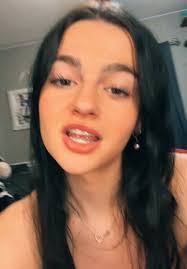 Jillian Devito's Instagram, Twitter & Facebook