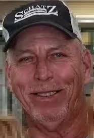 Gerald Dee's Instagram, Twitter & Facebook