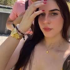 Isabel Espinal (@episabel)