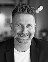 Luckybeard // About us