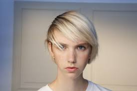 Daca vrei sa ai cea mai buna masina de tuns pe care sa o folosesti usor si sa iti ofere destula mobilitate, vei alege un model usor si mai putin buna ziua!!!obisnuiesc sa ma tund scurt…si as dori o masina de tuns care sa contureze,sa porneasca de la 0mm…de precizie,sa o folosesc doar pentru. Cum SÄ Te Tunzi SingurÄ AcasÄ Alistmagazine