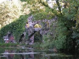 Wanstead Park London Ruined Grotto Boathouse London Park Shell House House Boat