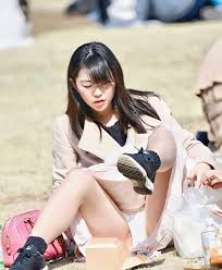 がっつりパンツが見えちゃってる女の子ってシコい…見られている自覚もない素人の天然系パンチラ画像 - 魅惑のパンチラあんてな