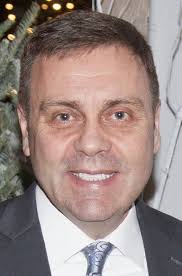 John Annis moving from Community Foundation of Sarasota to Barancik  Foundation