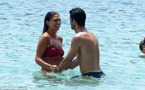 Bernal won the title of miss spain in 1999. Mikel Arteta Hits The Beach With His Family In Mallorca Daily Mail Online
