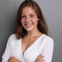 Lori Shellenberger's Instagram, Twitter & Facebook