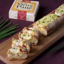 Baguette Aperitive Au Fromage Recette Au Fromage Recette Recette Recettes De Cuisine Recette Fromage