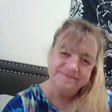 Applying vinyl to paper without damaging it?