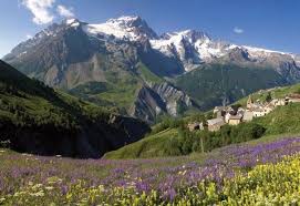 Les Ecrins Un Toit Dans La Montagne Parc Des Ecrins Paysage Montagne Montagne