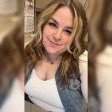 Christina Moyer (@X___Tinaa)