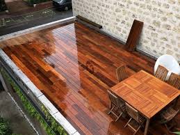 Lames ipé pour plattelage de piscine, jardins, terrasses, pontons,… l'ipé est l'essence de bois la plus résistante et la plus stable pour la conception des terrasses en bois. Lames De Terrasse En Bois Exotique Ipe Petites Longueurs Tekabois Terrasse Bois Lame Terrasse Bois Lame Terrasse
