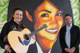 Cara Monaghan's Instagram, Twitter & Facebook