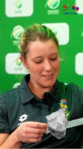 The chief motivator or the barefoot poet 😂📖 Paul Adams had some  interesting methods for the Proteas Women 🦶 #SportsOnTikTok #SSUnplugged  #PaulAdams #ProteasWomen #HereForHer