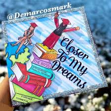 Easy painting tutorial pro tip for 3d paint: 18 Creative Ideas To Make Your Graduation Cap Stand Out