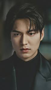 Eternal monarch dizisiyle çıkan aktör, partneri kim go eun'la muhteşem bir uyum yakalayarak hayranlarından tam not aldı. 900 Lee Min Ho Ideas In 2021 Lee Min Ho Lee Min Lee