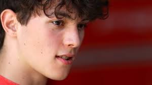 Als geschenk uit de Formule 1-hemel is daar plots Bearman: 'Je ruikt het  talent aan hem'