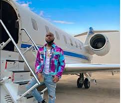 He does not appear in commodious agbada at functions; Is Davido Rubbing His Father S 62m Private Jet On People S Faces Check Out What He S Saying