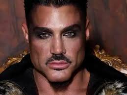 Los secretos de la docuserie de Ricardo Fort: “Él trabajó toda su vida para  el final abrupto que tuvo”