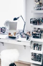Meine Neue Schminkecke Inklusive Praktischer Kosmetikaufbewahrung Knitting Crochet Architecture Beauty Fashion Fo Home Decor Room Inspiration Glam Room