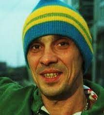 Manu chao was born on june 21, 1961 in paris, france as josé manuel arturo tomás chao. Ich Bin Nicht Euer Held Manu Chao Philipp Lichterbeck