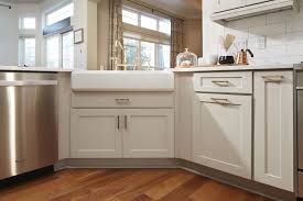 Based in monksland carlingford, co. Our Favorite Kitchen Peninsula Designs And Their Features