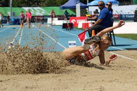 Magdalena gorzkowska, halowa wicemistrzyni świata w sztafecie 4x400 m z 2016 roku porzuciła bieżnię na rzecz alpinizmu. Magdalena Zebrowska Pochodzaca Z Lelisa Lekkoatletka Stanela Na Podium 1 Memorialu Ireny Szewinskiej W Bydgoszczy Tygodnik Ostrolecki