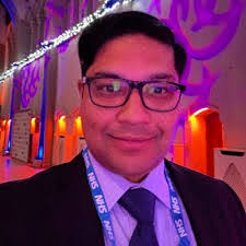 Leanne Irwin's Instagram, Twitter & Facebook