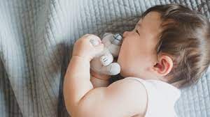 When Should Babies Grab Toys And Objects Age How To Help