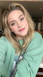 Lived at 2037 Bryan Ave. Left in the early 90s and haven't been back since.  Working in Seattle now.